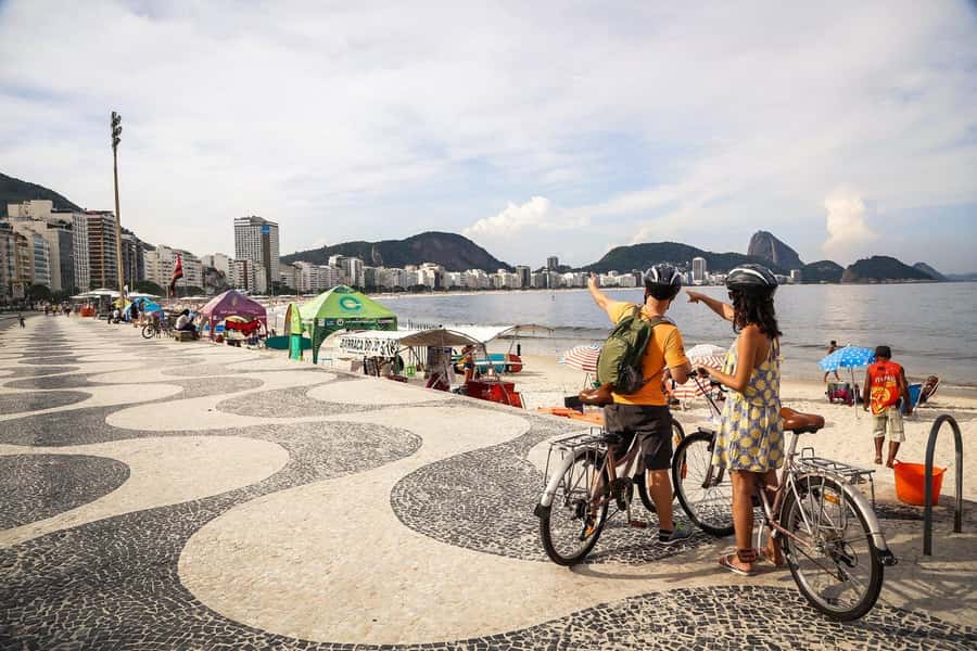 Rio Bike Tour – Discover the Beaches and Lagoon - Ipanema Beach Stretch: Lively Vibes Without the Long Walk