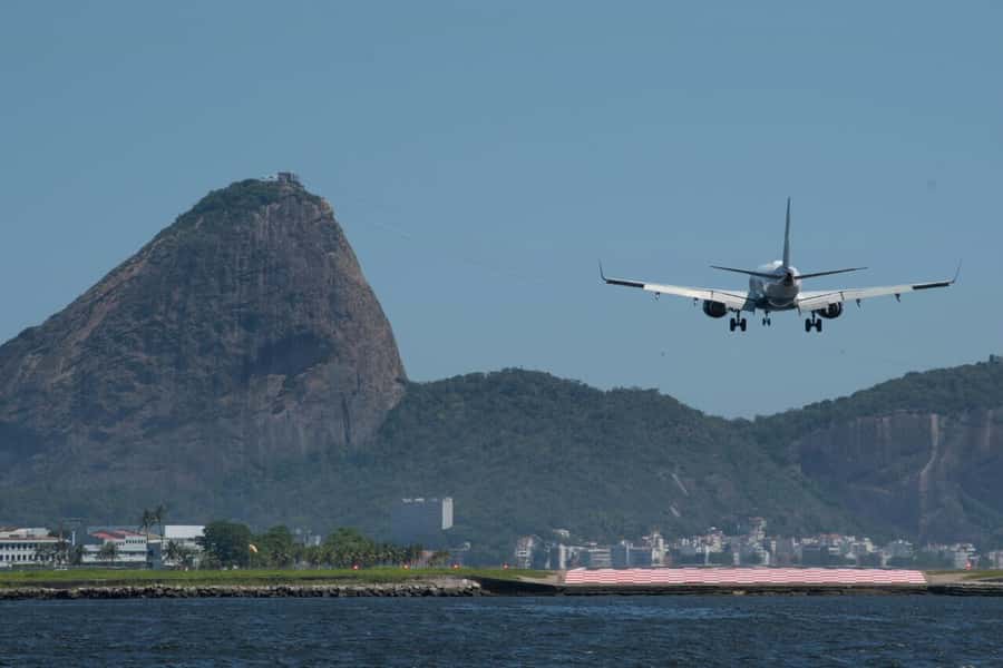 Rio: Boat Tour of Guanabara Bay - Fortresses, beaches, and sea-level history on the return toward Sugarloaf
