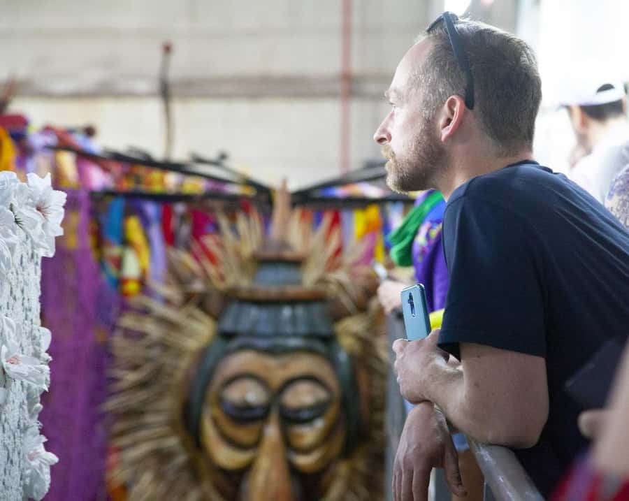 Rio: Carnival Backstage Tour at Samba City with Cocktail - Who should book this Samba City backstage tour