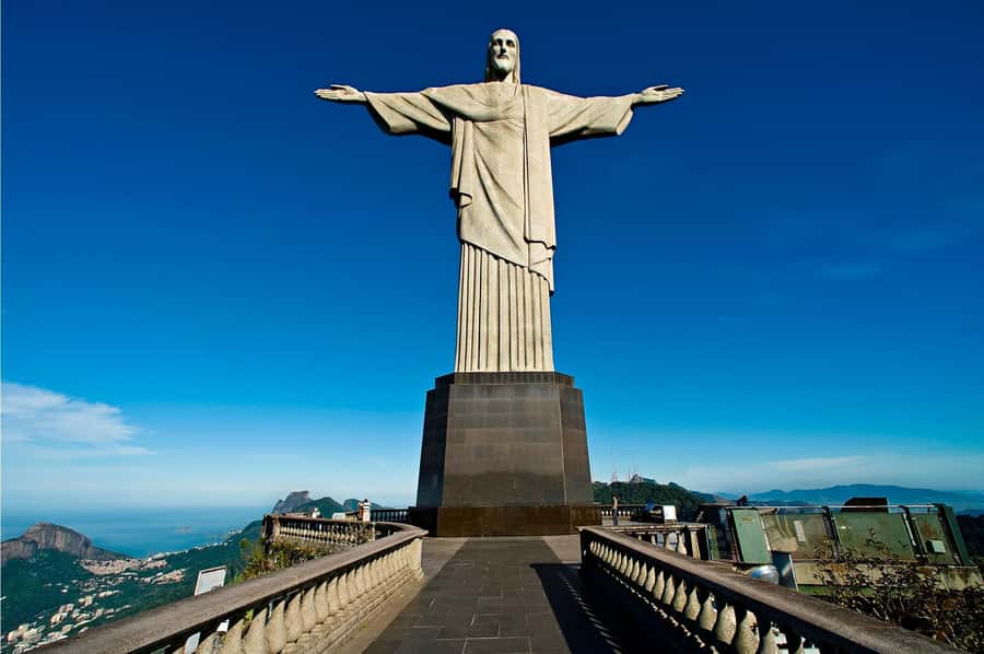 Rio: Christ The Redeemer Half Day Tour With Pick up - Paineiras Route: Train or Van Up, and How to Choose