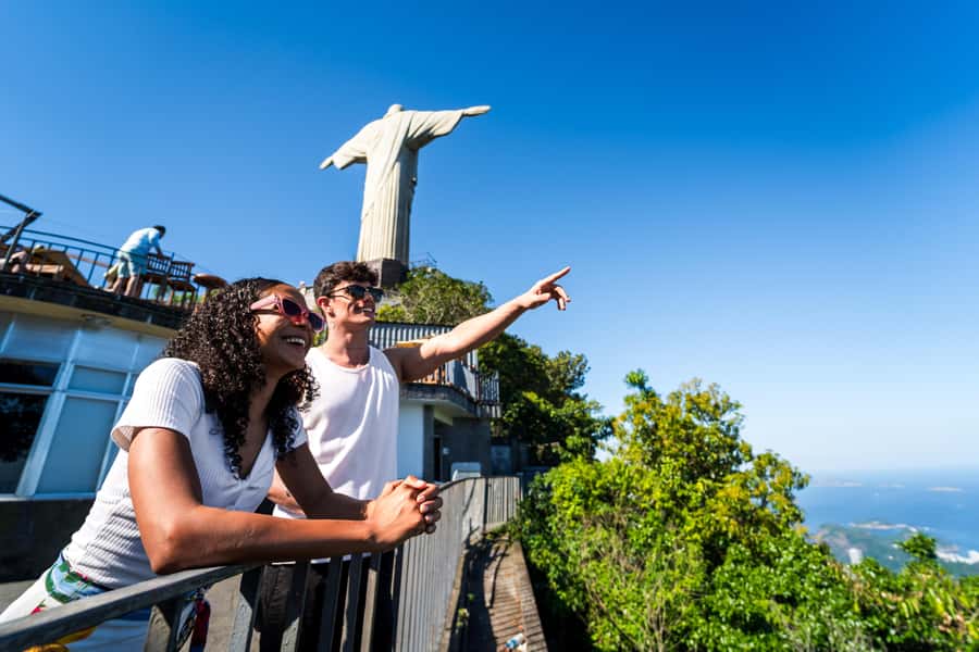 Rio: Christ the Redeemer & Selarón Steps Half-Day Tour - Santa Teresa and Lapa: getting the neighborhood pulse