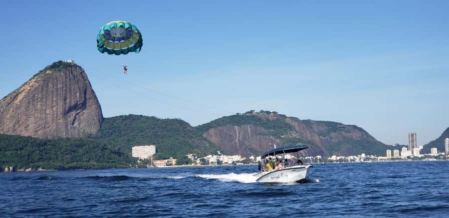 Rio de Janeiro: 2-Hour Boat Trip with Parasailing - A 2-Hour Parasail From Marina da Glória