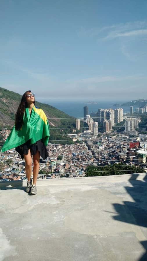 Rio de Janeiro: 4-Hour Guided Tour of Rocinha Favela - Entering Rocinha: Walking Alleys, Street Art, and Community Projects