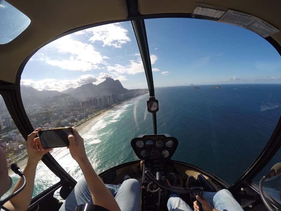 Rio de Janeiro: 45-Min Helicopter Tour with Transfer - Christ the Redeemer, close-up from the air