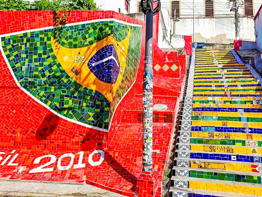 Rio de Janeiro: 6-Stop Highlights of Rio with Lunch - Metropolitan Cathedral Stained Glass and an All-You-Can-Eat Lunch Break