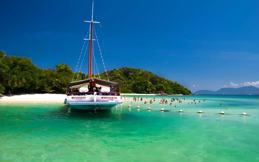 Rio de Janeiro: Angra dos Reis and Ilha Grande Full-Day Tour - Lunch at Japariz Beach: Sea Views and an All-You-Can-Eat Buffet