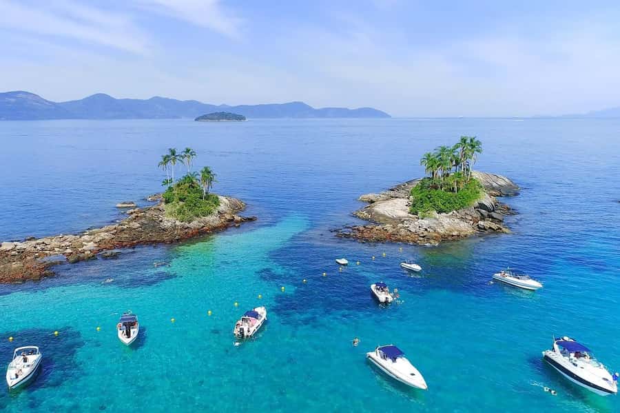 Rio de Janeiro: Angra dos Reis and Ilha Grande Full-Day Tour - Ilha Grande Water Stops: Lagoa Azul, Lagoa Verde, and Swim-Friendly Timing