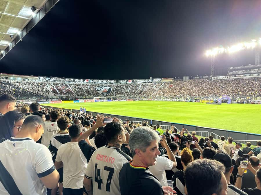 Rio de Janeiro: Attend a Vasco da Gama game with local guide - Match time at São Januário: drums, chants, and 90 minutes that don’t slow down