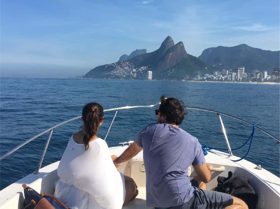 Rio de Janeiro: Boat Tour - Sunset with Beer - Praia Vermelha: Quick Pass, Real Coastal Color