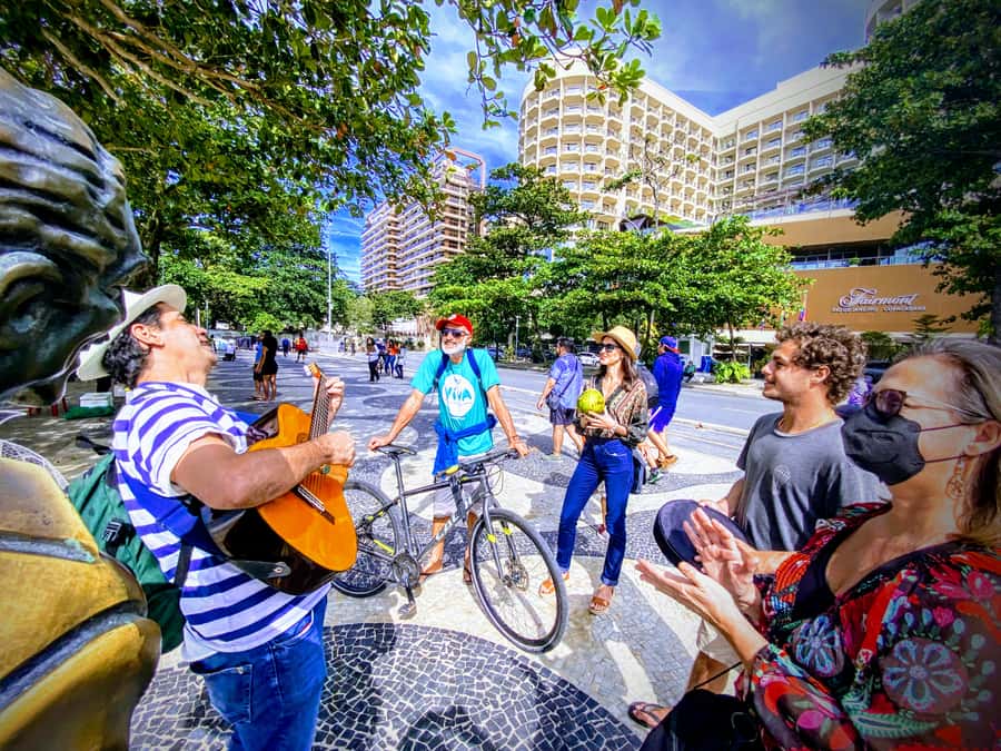 Rio de Janeiro: Bossa Nova Walking Tour with Guide - Language, group vibe, and what makes the guide matter