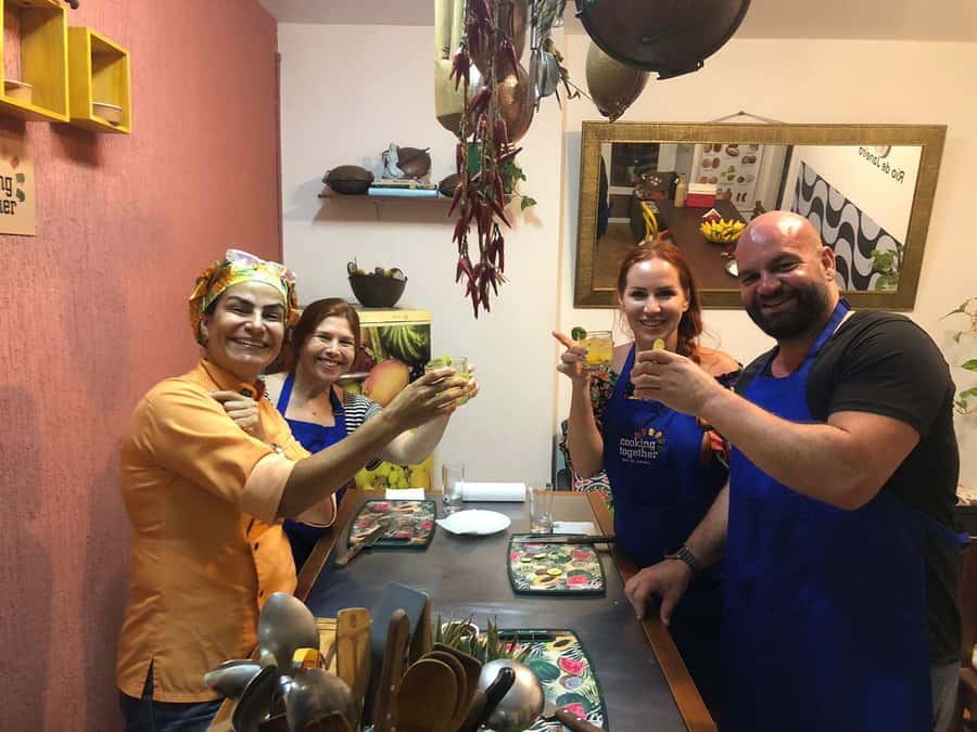 Rio de Janeiro: Brazilian Cooking Class with Hotel Pickup - Hotel Pickup to a Chef’s Kitchen in Copacabana