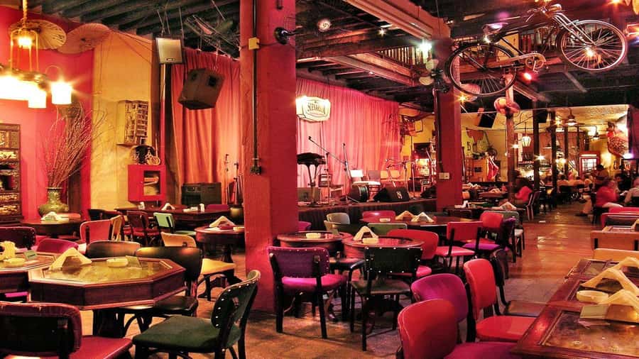 Rio de Janeiro: Brazilian Music at Rio Scenarium with Dinner - Churrascaria dinner: what you can expect from the barbecue style