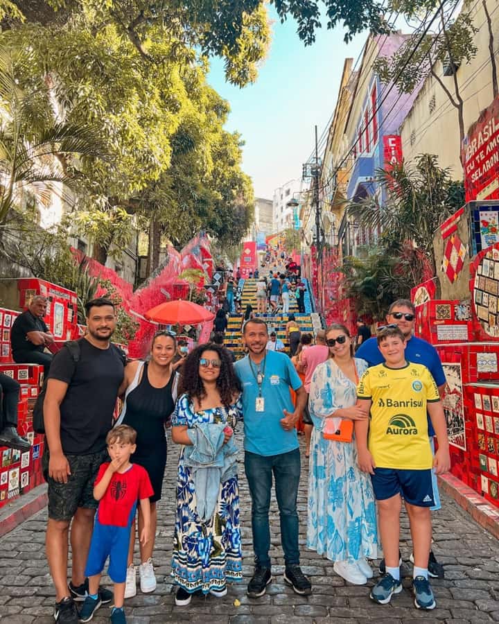 Rio de Janeiro: Christ the Redeemer, Sugarloaf, & City-tour - Cinelândia and the Municipal Theater exterior, art in the city center