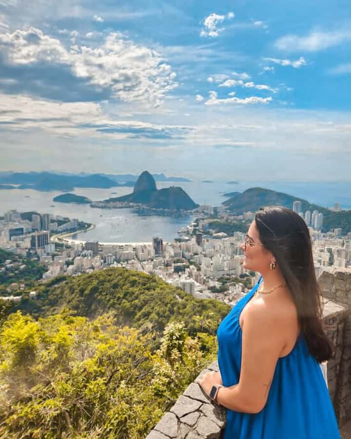 Rio de Janeiro: Christ the Redeemer, Sugarloaf, & City-tour - Selarón Staircase: street-art storytelling on foot