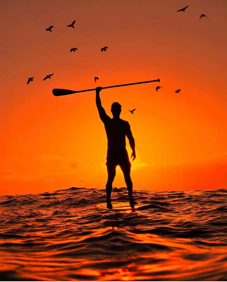 Rio de Janeiro: Copacabana Sunrise Stand Up Paddleboard Tour - Finding the Red Turtle Tent on Av. Atlântica