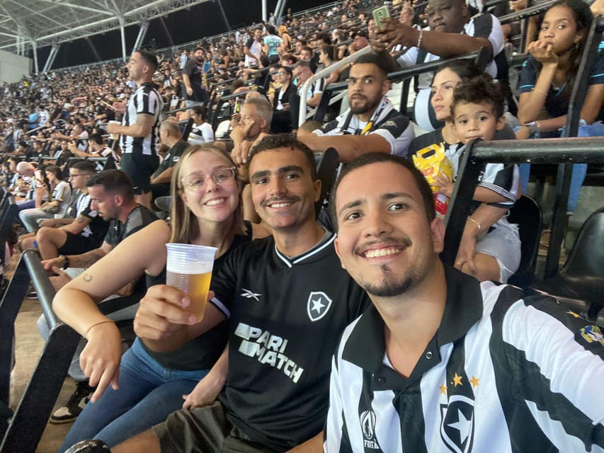 Rio de Janeiro: Enjoy a Botafogo soccer game with Locals - Stadium beer and a guided walk through Nilton Santos