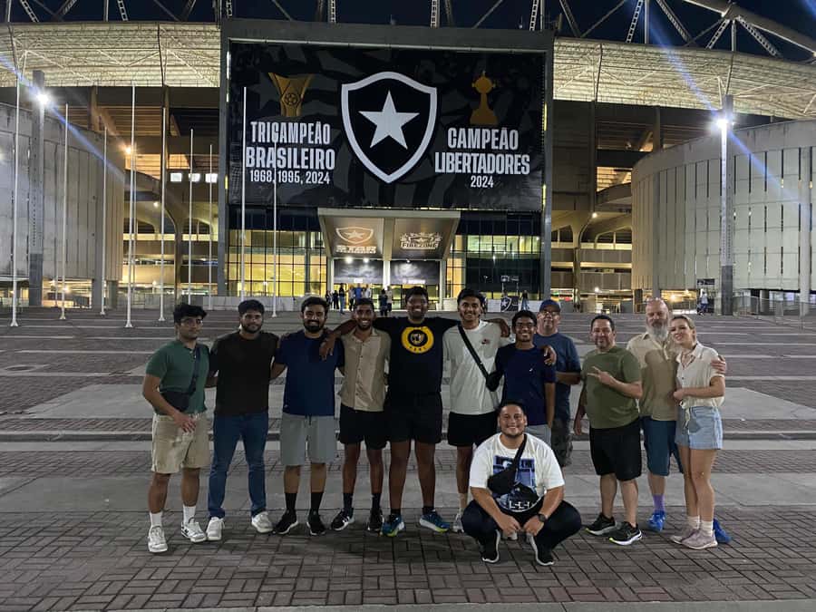 Rio de Janeiro: Enjoy a Botafogo soccer game with Locals - Match time: live Botafogo intensity in the stands