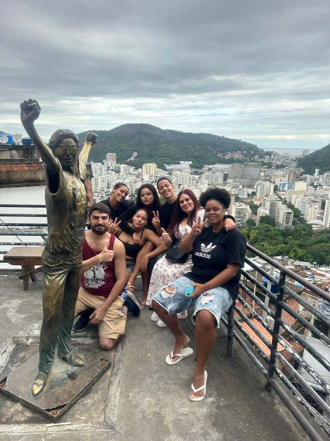 Rio de Janeiro: Favela Santa Marta Top Tour with Local Guide - Roda de Samba and Football With Kids: Culture, Not Performance