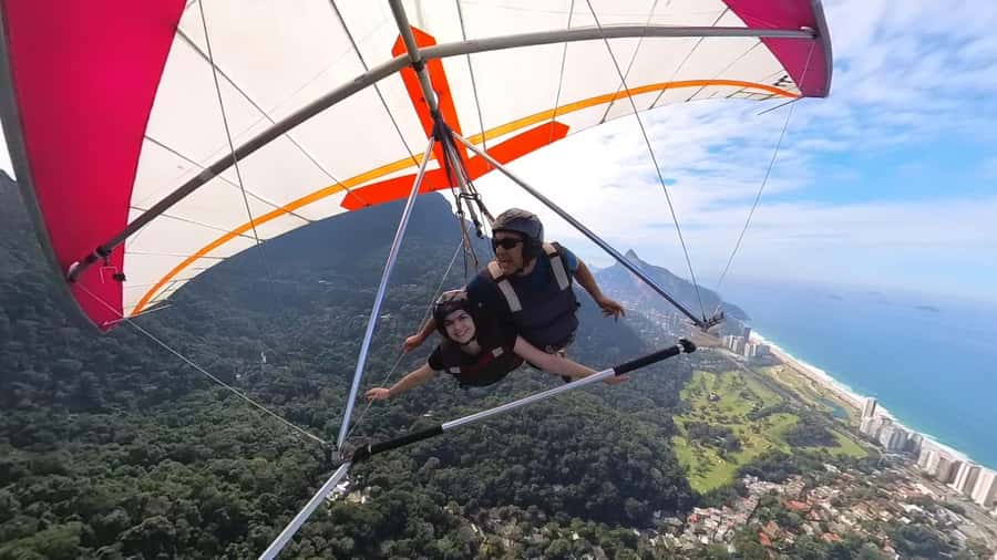 Rio de Janeiro: Hang Gliding or Paragliding Experience - Quick hits: what makes this Rio flight special