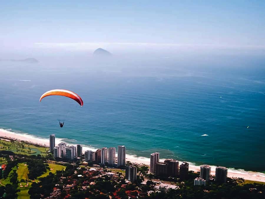 Rio de Janeiro: Hang Gliding or Paragliding Flight - One Hour in the Air: What That Aerial View Feels Like