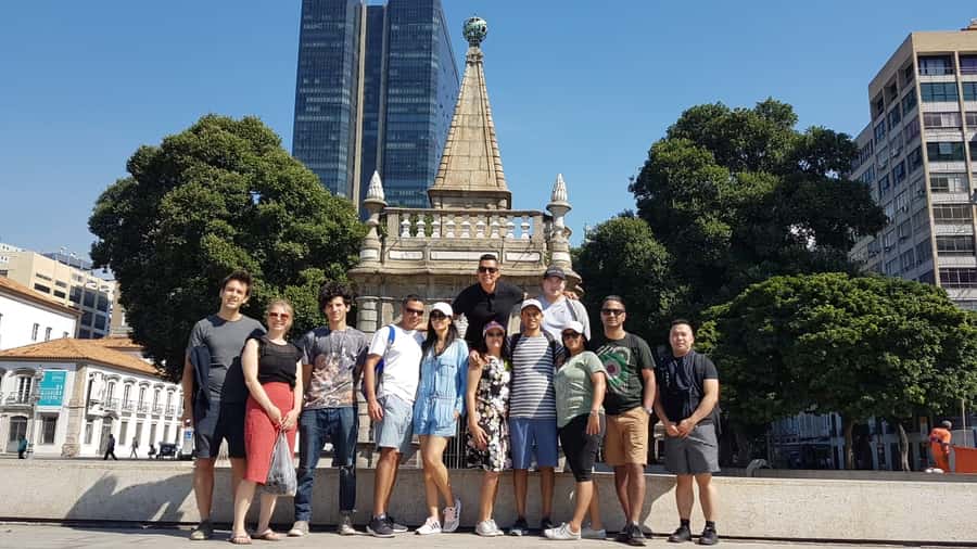 Rio de Janeiro: Historical Downtown and Lapa Walking Tour - The national library: a cool indoor pause that breaks the walking rhythm