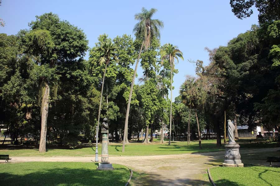 Rio de Janeiro: Lapa and Santa Teresa with Tram Ride - Should you book the Rio Lapa and Santa Teresa tram tour?