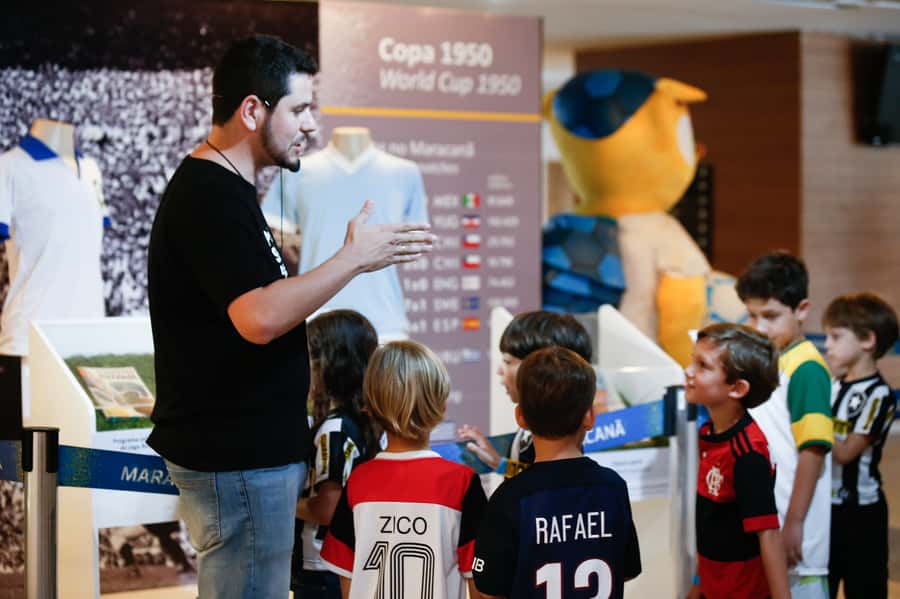 Rio de Janeiro: Maracanã & Flamengo Football Tour - Entering Maracanã: behind-the-scenes spaces you can’t fake