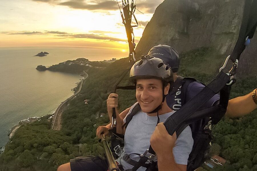 Rio de Janeiro: Paragliding Tandem Flight - Landing at São Conrado Beach and the wrap-up details