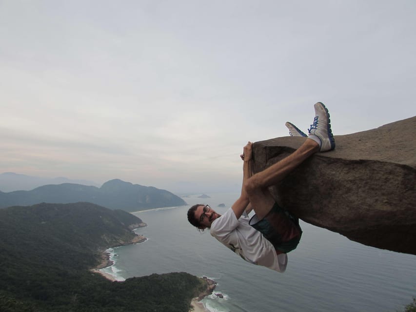 Rio de Janeiro: Pedra do Telégrafo Trail Hike and Ocean View - The guided walk up Morro do Telégrafo: steps, stops, and photo strategy