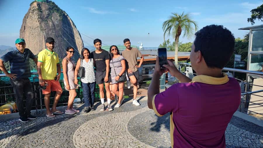 Rio de Janeiro: Private Custom 9-hour Unforgettable tour - Santa Teresa and Lapa, artsy streets and the Selarón Stairway