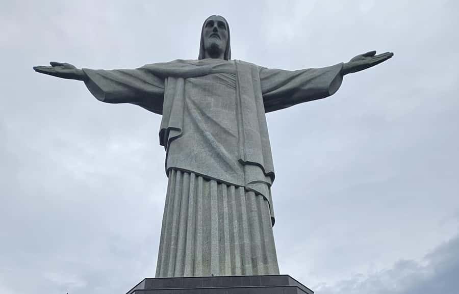 Rio de Janeiro: Private Day Tour with lunch - From Etnias Kobra mural to the Carioca Aqueduct photo stop