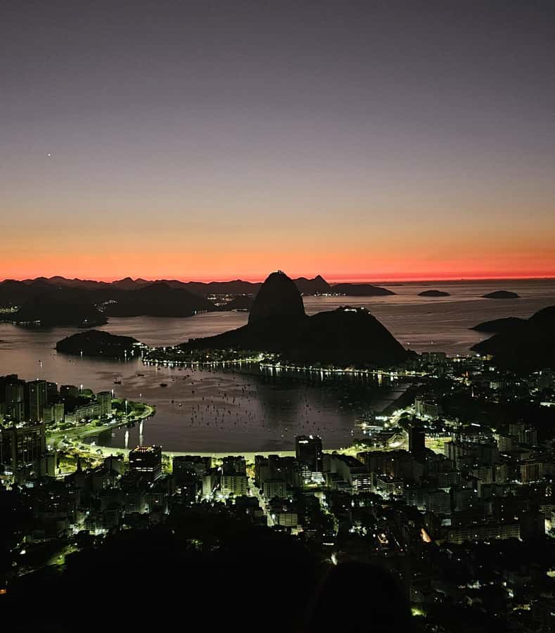 Rio de Janeiro: Private Sunrise Tour at Mirante Dona Marta - Mirante Dona Marta, the sunrise viewpoint that makes Rio make sense