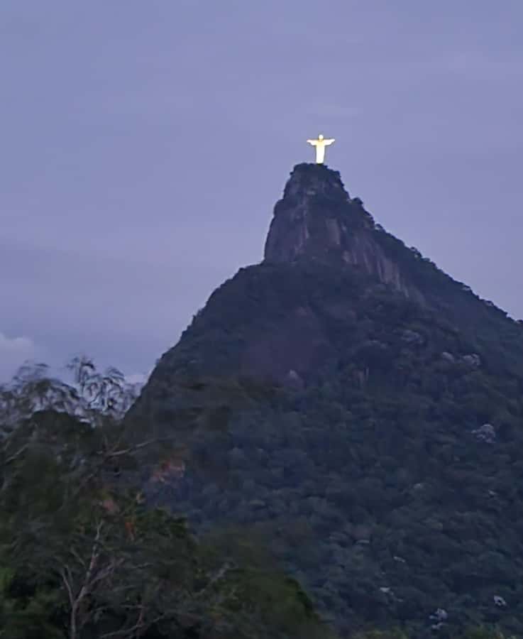 Rio de Janeiro: Private Sunrise Tour at Mirante Dona Marta - The private-ride experience: comfort, safety, and guide support