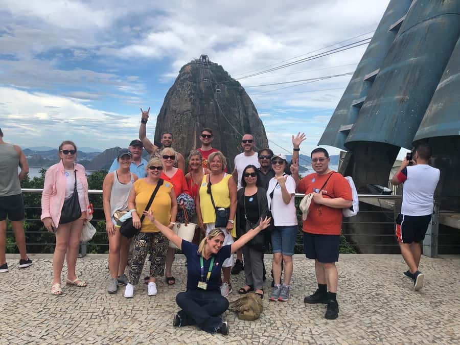 Rio de Janeiro: Rio's Icons Guided Tour with Tickets & Lunch - Christ the Redeemer First, and Why the Morning Route Helps