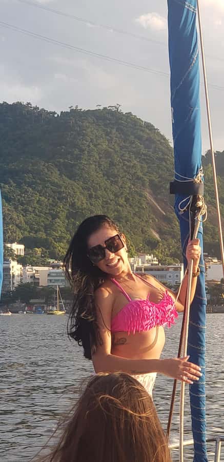 Rio de Janeiro: Sailing Sunset Tour with Snacks and Drinks - Cruise time on Guanabara Bay: photo stops, marine life, and a drink break