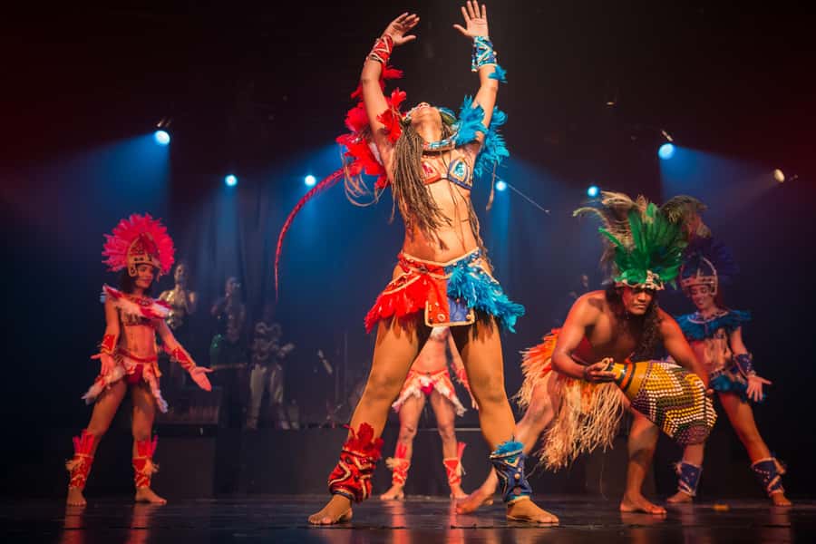 Rio de Janeiro: Samba Show Admission & Transfer - The Dance Program: More Than One Style of Brazil