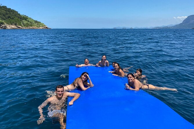 Rio de Janeiro: Shared Speedboat Tour with Beer Included! - Stop 1 at Arquipelago das Cagarras: time to relax and get in the water