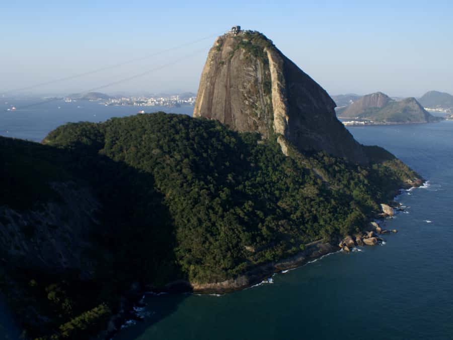 Rio de Janeiro: Sugar Loaf with Lunch and Helicopter Flight - Hotel pickup in São Conrado, Leblon, Ipanema, and Copacabana