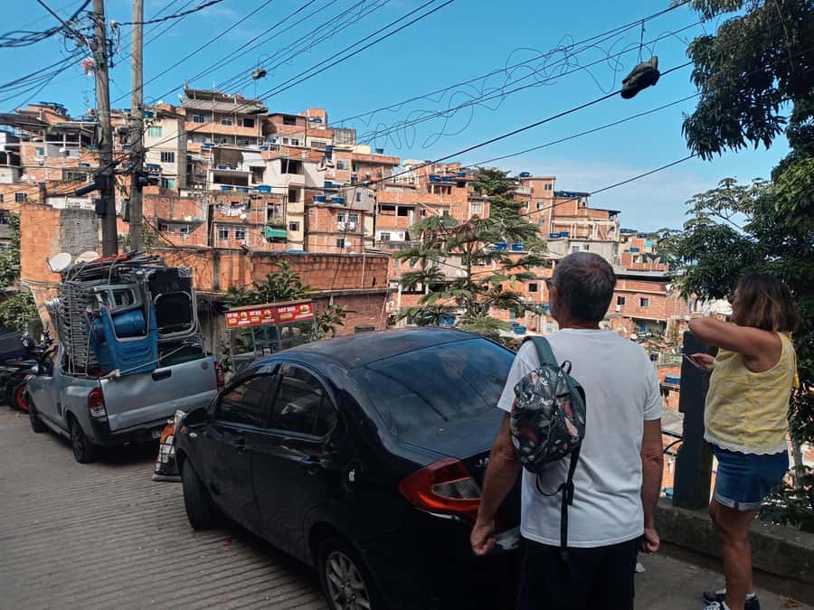 Rio de Janeiro: the biggest favela tour in Rio, lest go! - From the Meeting Point to Real Rio: How This Favela Tour Plays Out