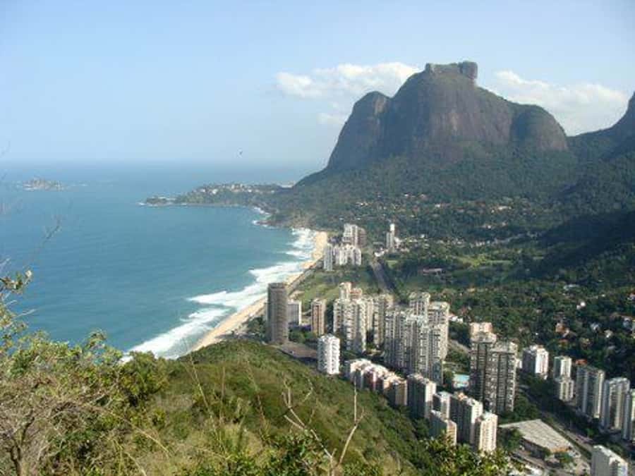 Rio de Janeiro: Vidigal Favela Tour and Two Brothers Hike - Use local transport, then walk with context