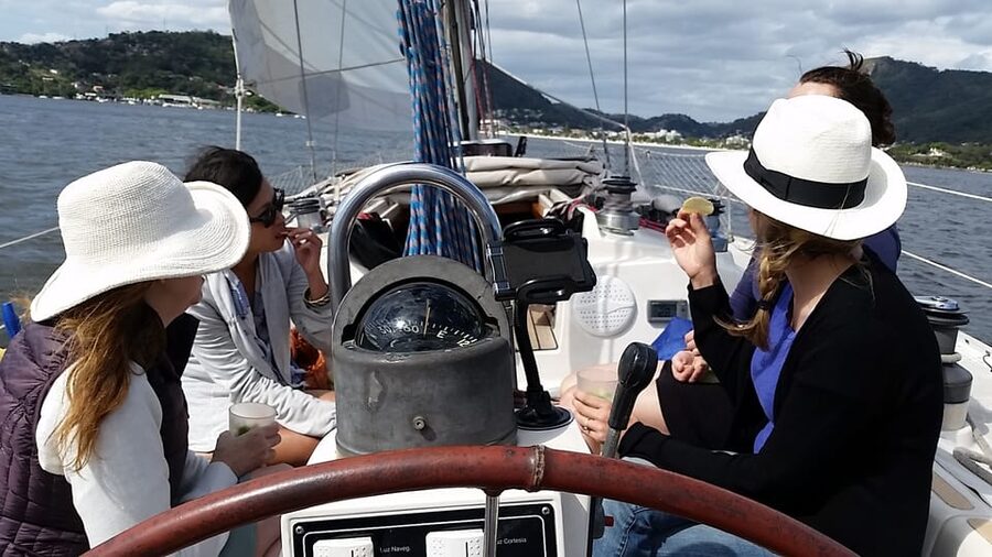 Rio de Janeiro: Wake Up and Sail - Forte da Laje: forts, drinks, and a swim break