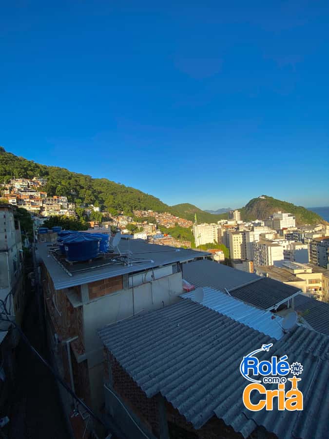 Rio: Favela Tour Imersion in Babilônia and Chapéu Mangueira - Morro da Babilônia: photo stops, street food, and deactivated bunkers