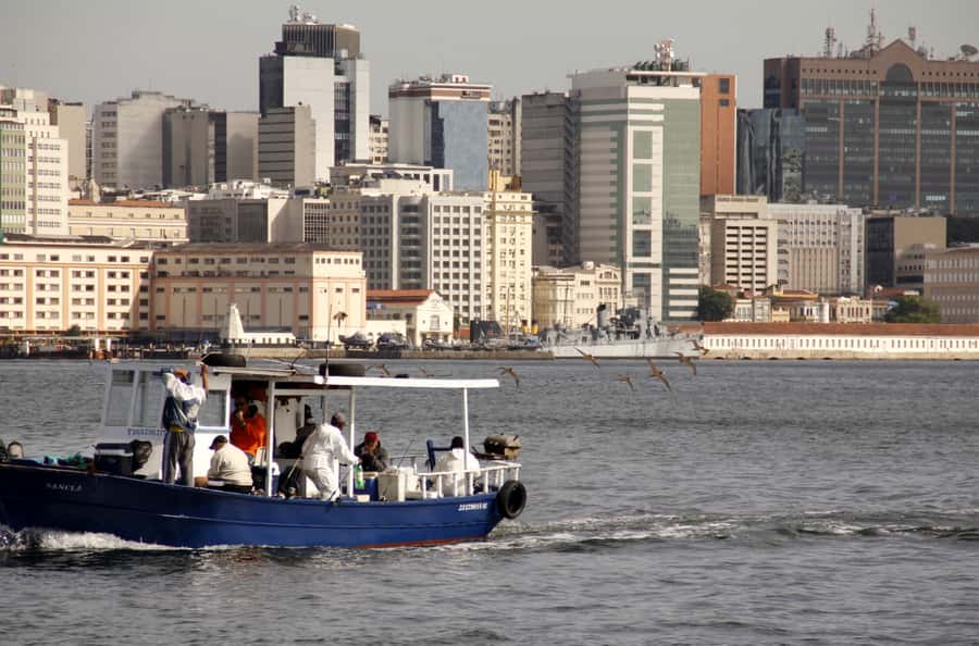 Rio From The Sea: Guanabara Bay Cruise with Optional Lunch - Guanabara Bay sights: Sugarloaf, Copacabana, and Christ the Redeemer views