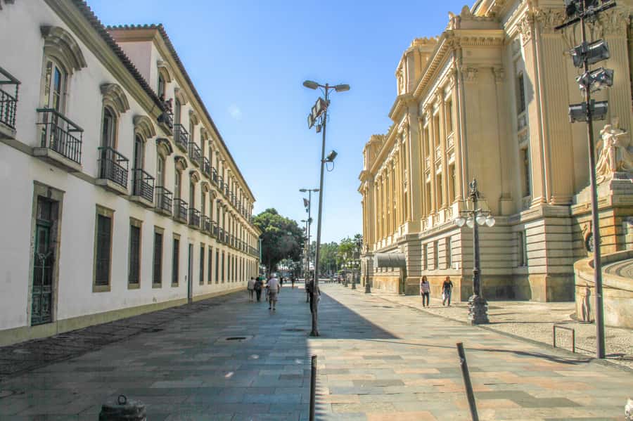 Rio: Historical Walking Tour - Confeitaria Colombo, a stop that turns into a mood