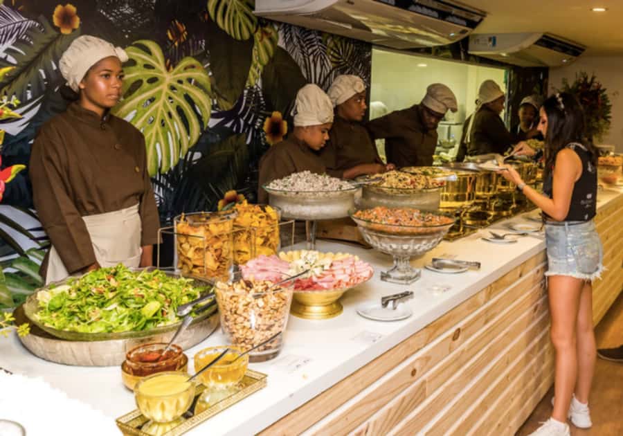 Rio: Premium Carnival Seating with Food, Drinks, & Transfers - Why a Sambadrome VIP Box Changes the Night
