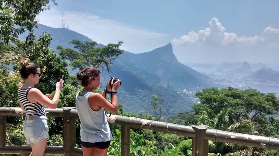 Rio: Private Tour 5 Hours Customized Tour With a Local Guide - Guides who adapt, from Sylvio to Julio to Rodrigo