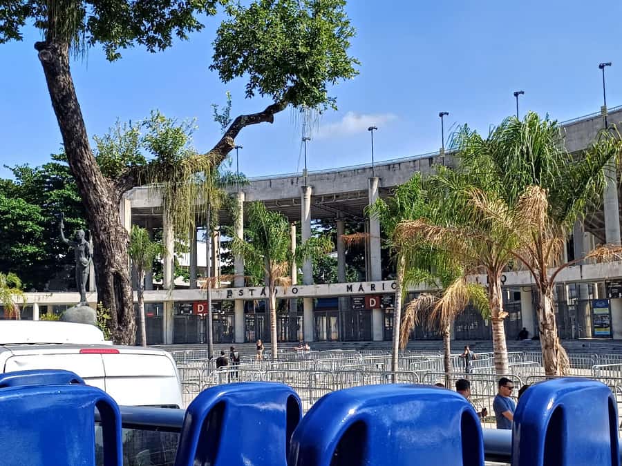 Rio Samba Bus: hop-on hop-off city tour in Rio de Janeiro - A 2-hour circuit that connects Copacabana to Corcovado