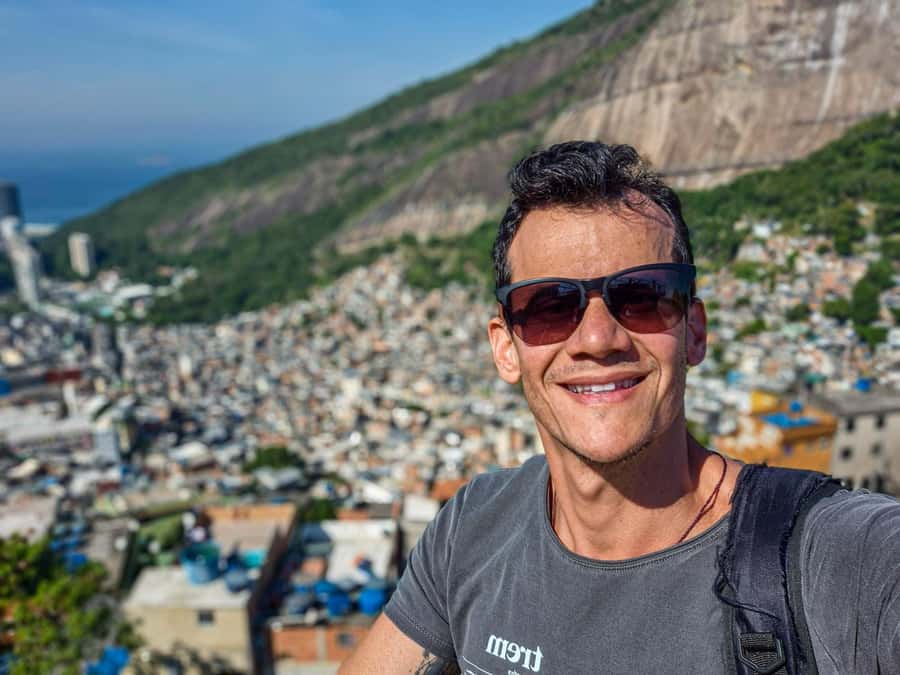Rocinha Jeep Tour: A Journey into the Soul of the Favela! - Club Bar Stop: City Views Plus a Real Break