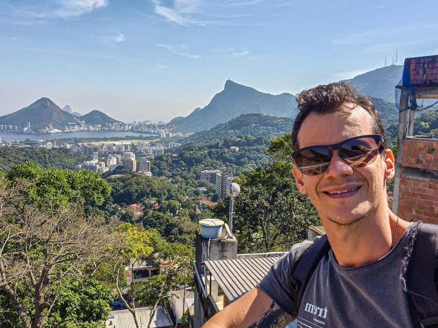Rocinha Jeep Tour: A Journey into the Soul of the Favela! - São Conrado Beach Finish: Cooling Off With a Calm Ending