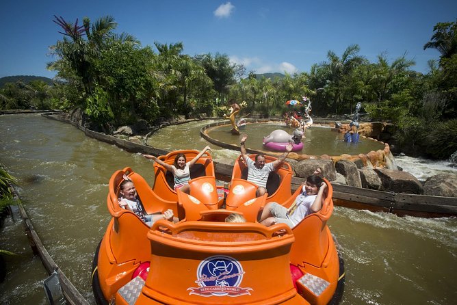 Round Trip Beto Carrero World from Balneario Camboriu - Inside Beto Carrero World: Food, Shops, Pharmacies, and an Ambulatory